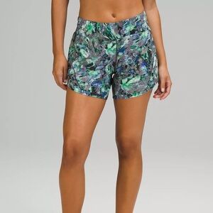 Lululemon Track That Mid-Rise Short 5”